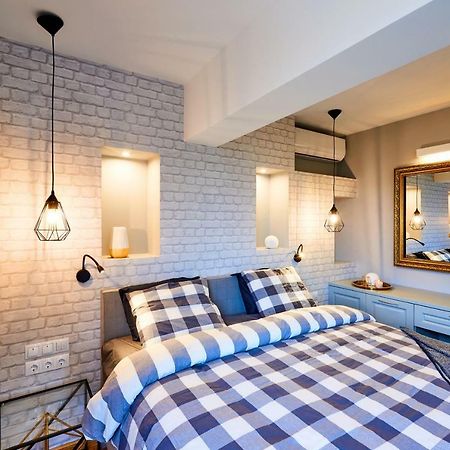 Stylish And High-End Designer Apartments In City Center Sófia Exterior foto