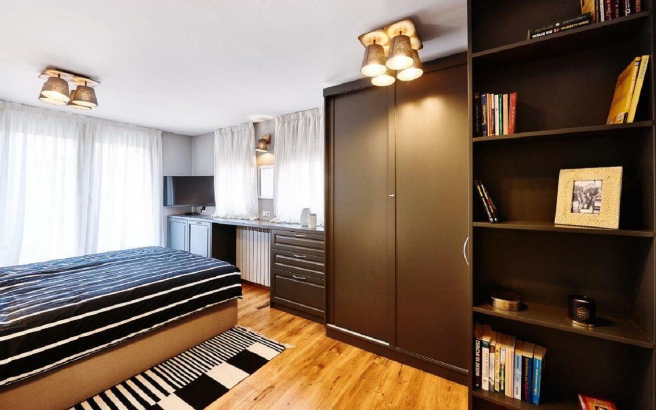 Stylish And High-End Designer Apartments In City Center Sófia Exterior foto